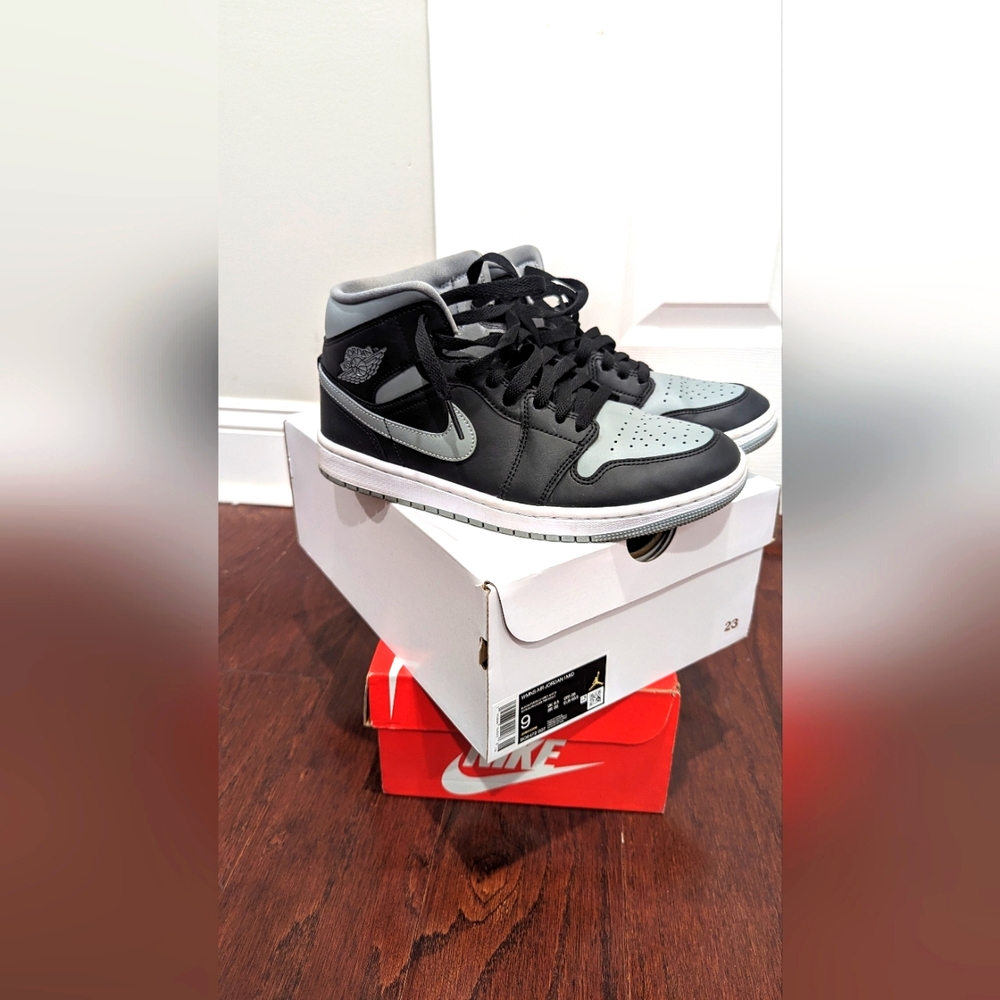 Women's Air Jordan 1 Mid